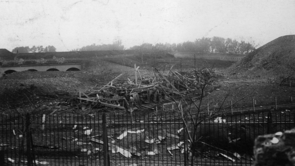 Cytadela Warszawska po zamachu w 1923 roku