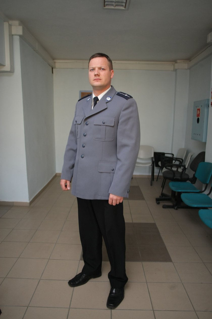 podkom. Hubert Adamek (34 l.) z opolskiej policji