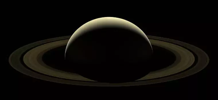 NASA publikuje piękne zdjęcie Saturna z Cassini. Zrobiono je przed rozbiciem sondy