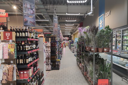 Zakupy w supermarkecie droższe o kilkadziesiąt zł niż wiosną - wynika z badania