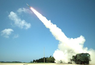 Korea zwiększa zasięg rakiet do K239 z 290 do 500 km. Polska zyska potężną broń?