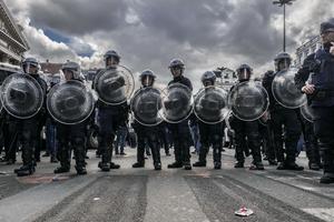 Riot Police Disperse Far-Right Hooligans At Place de la Bourse - Brussels