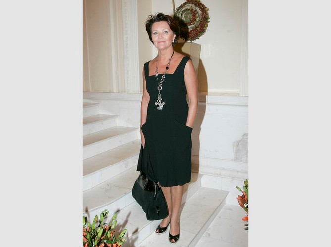 Odsłonięty dekolt i nagie ramiona – na prezentacji ramówki TVN Style w 2008 roku