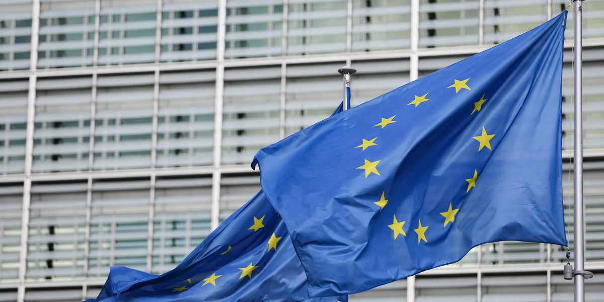 Komisja Europejska potrąca Polsce środki za niezastosowanie się do wyroków TSUE