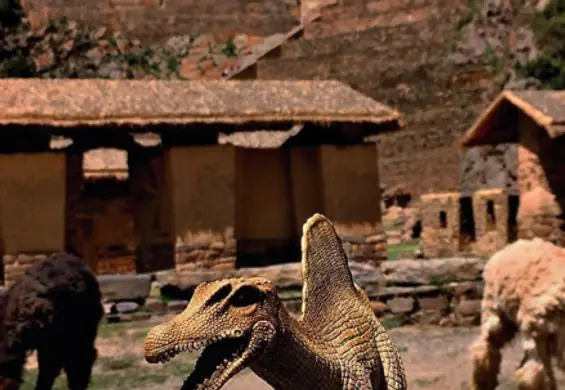 Wędrówki z dinozaurami? Fotograf podróżuje z miniaturkami gadów i robi im fantastyczne zdjęcia