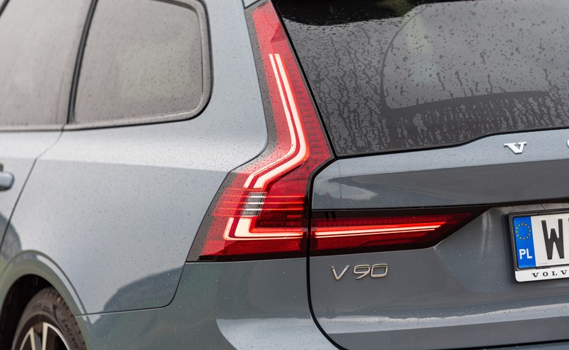 Volvo V90