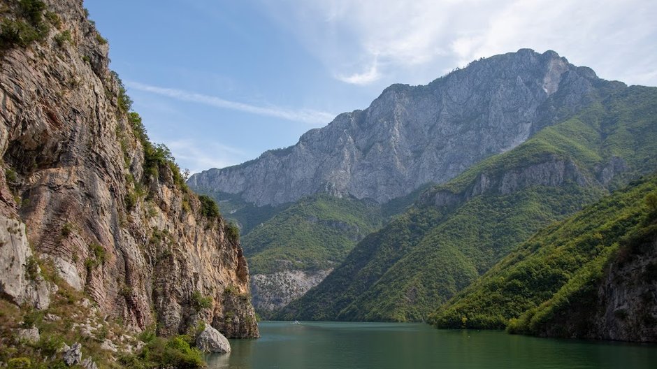 Jezioro Koman, Albania