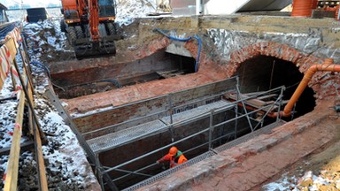 Niemiecki tunel odsłonięty podczas remontu dworca kolejowego