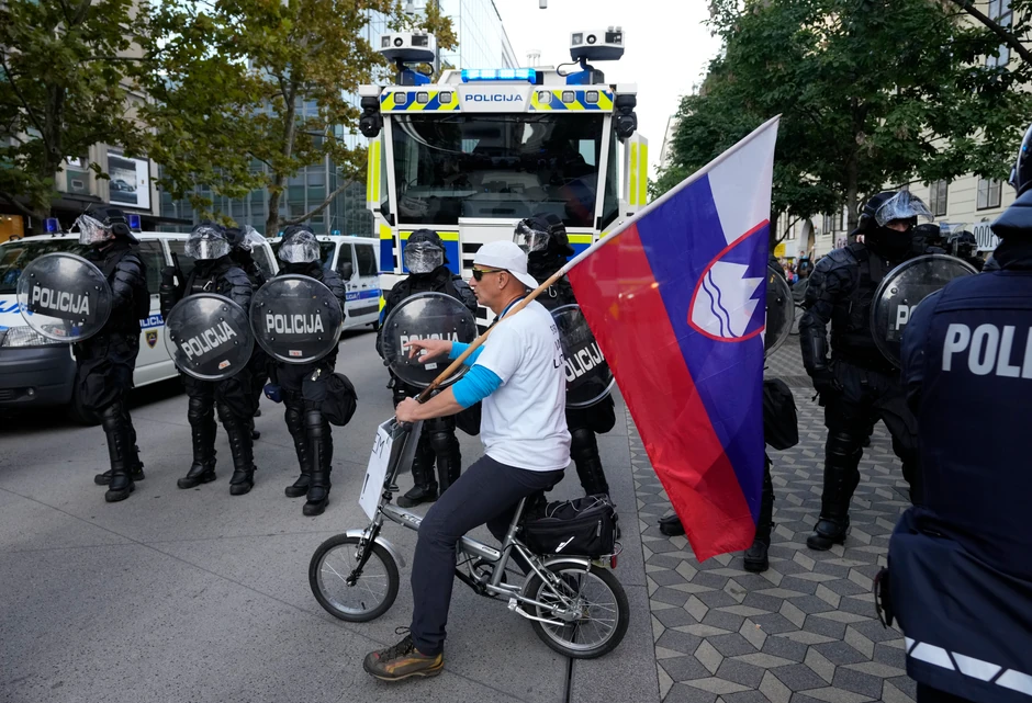 Protesti u Sloveniji zbog antikovid mera