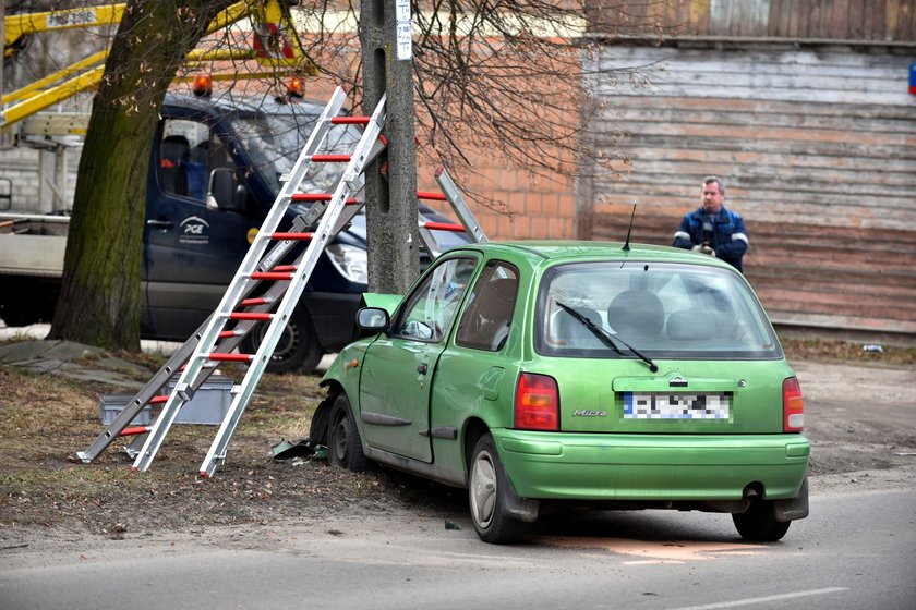 Kobieta uderzyła w słup na ul. Dubois