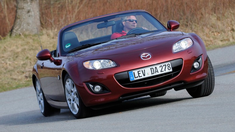 Mazda MX-5 III (NC) 2.0 (2005-15)