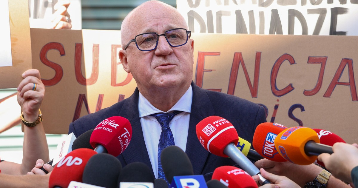 "Putin robi przelew", czyli jak PKW zabrała PiS pieniądze. Ujawniamy kulisy posiedzenia