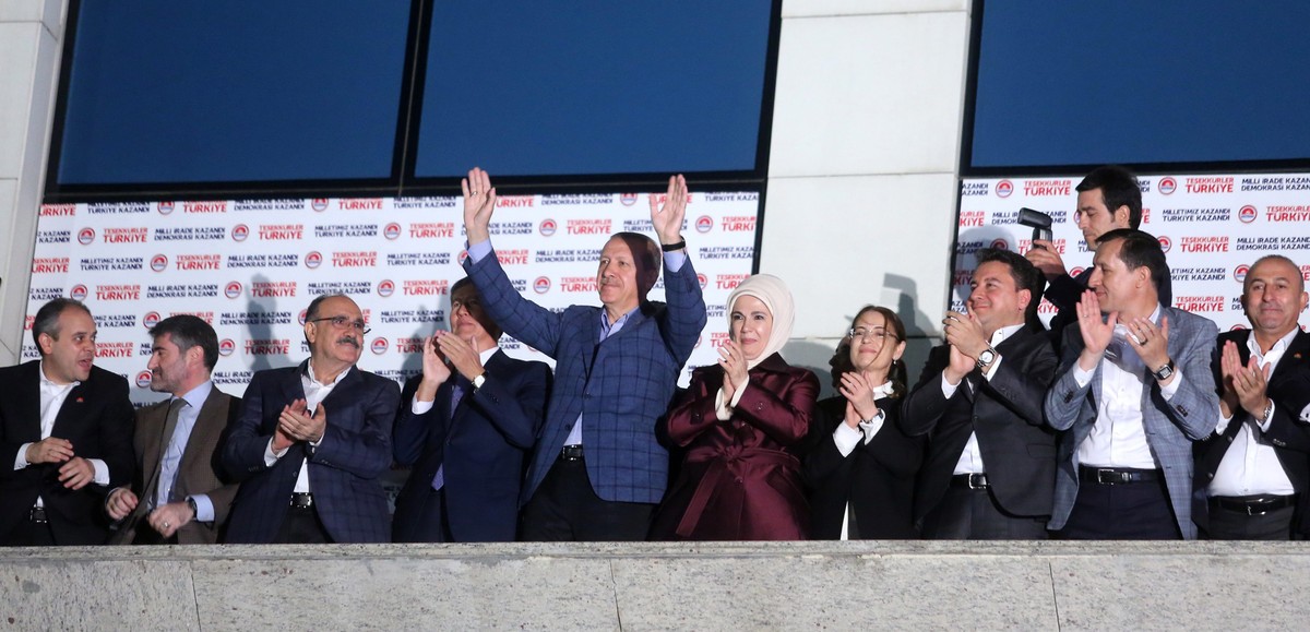 Recep Tayyip Erdogan przemawia do swoich wyborców