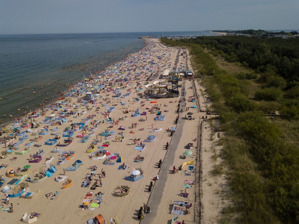 Tłumy we Władysławowie, 08.08.2020 r.