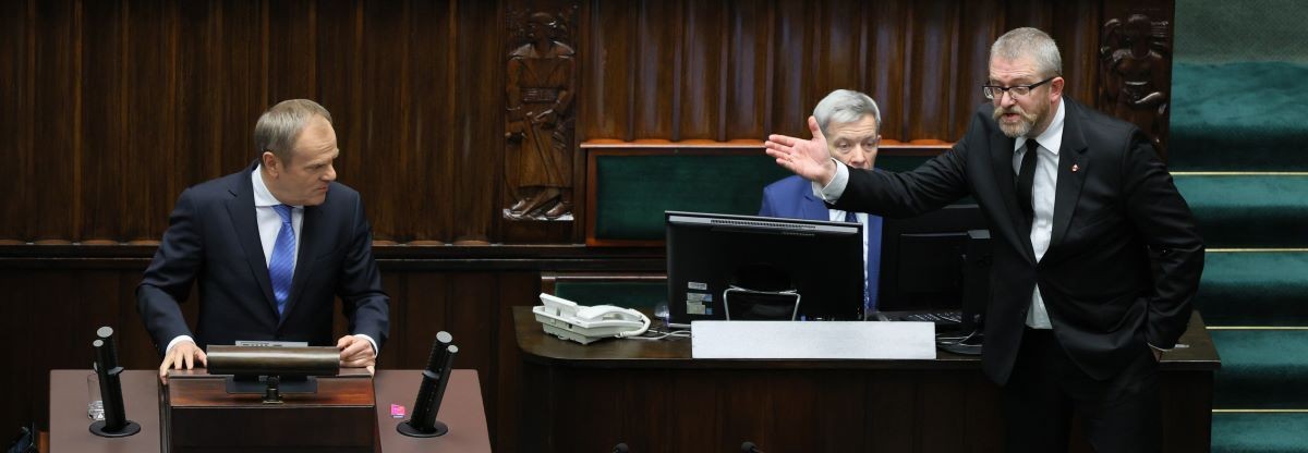 Donald Tusk, Grzegorz Braun