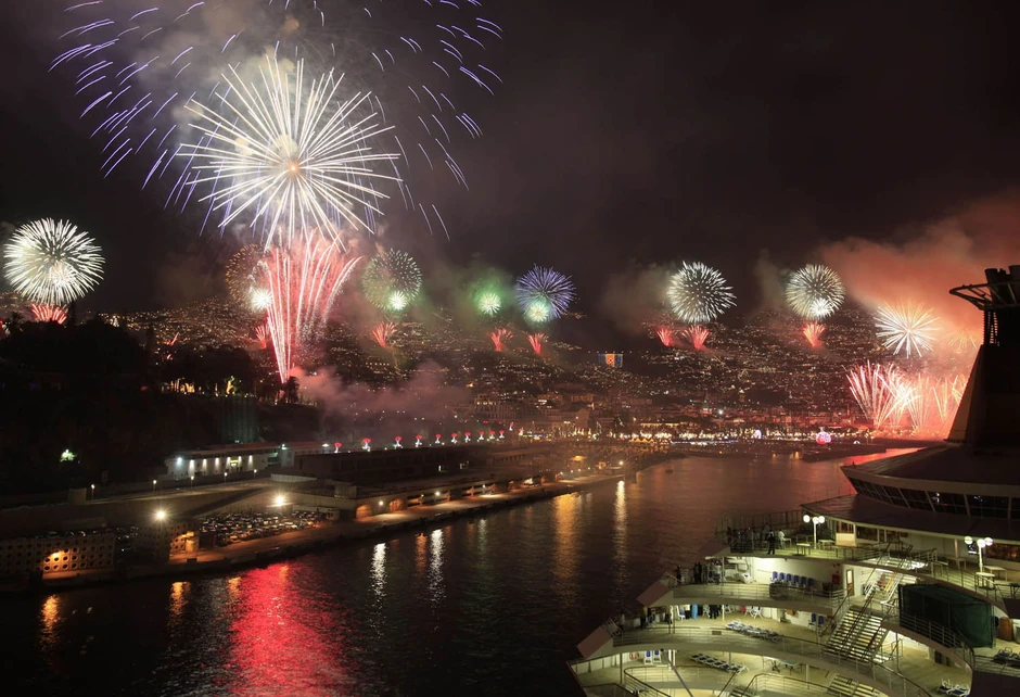 U portugalu, kao i svim većim evropskim gradovima, praštalo je na sve strane