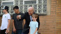 Przezywali go Joe &quot;Ba-Ba-Ba&quot; Biden. Dziecięcą dolegliwość pokonał niecodziennymi metodami