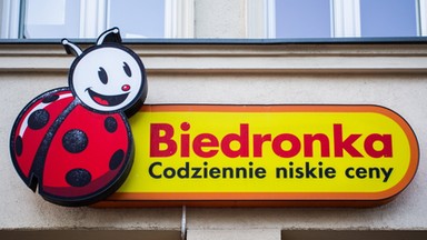 Te same produkty z Biedronki, zupełnie inne ceny. Pokazał paragony, które dzieli 5 miesięcy