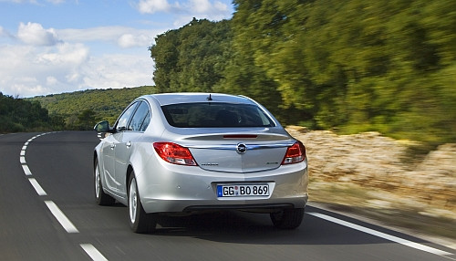 Opel Insignia ecoFLEX: Oszczędność bez wyrzeczeń