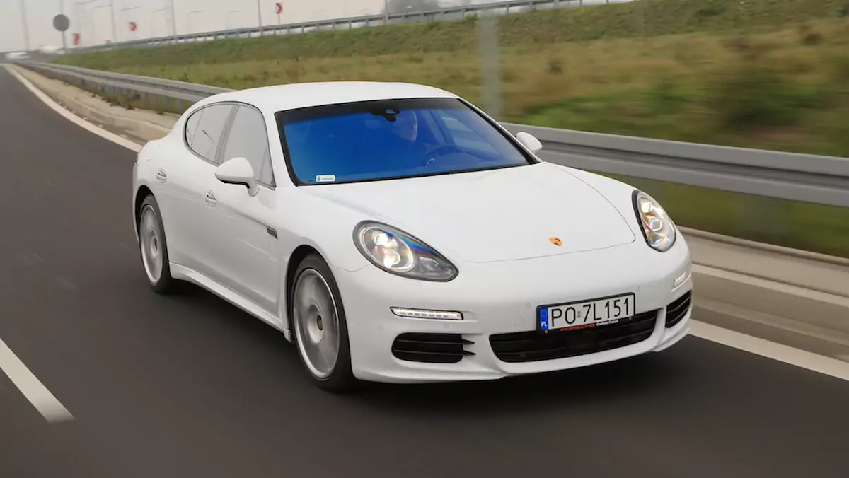 Porsche Panamera 4 Edition