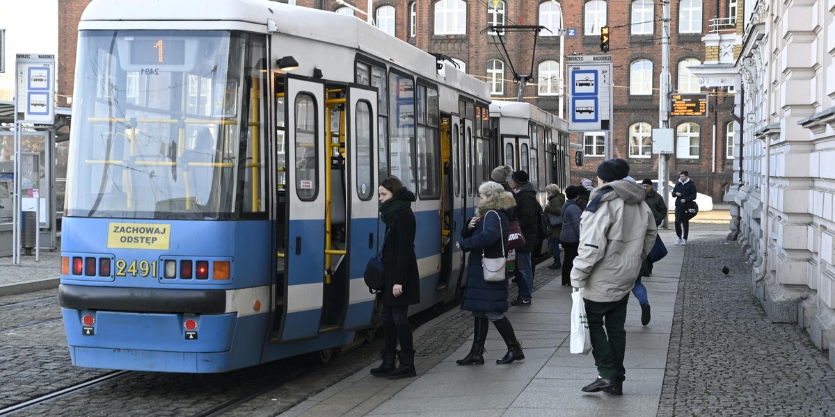 Zniżki dla seniorów 67 plus