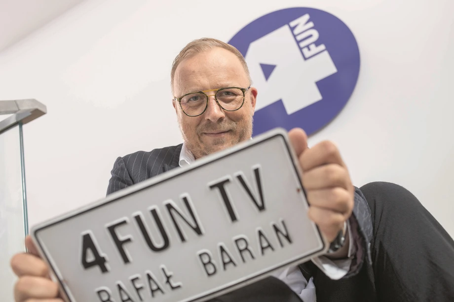 Rafał Baran, 4Fun Media. Właściciel muzycznej telewizji 4fun.tv rozwija się poza rynkiem telewizyjnym – m.in. sprzedaje reklamy na cyfrowych ekranach