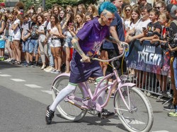 Kobiece kształty pilnie poszukiwane! BAAARDZO szczupła Agnieszka Chylińska. FOTO