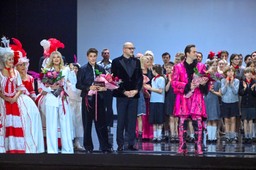 wielka gala 200-lecia teatru wielkiego. gwiazdy w olśniewających kreac