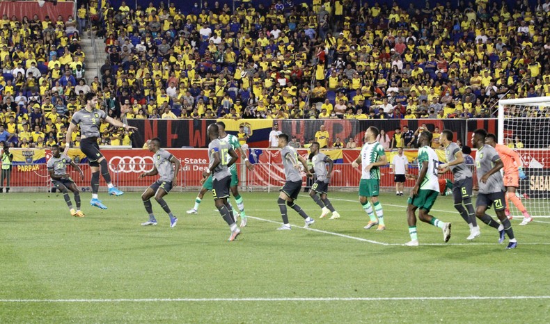 Nigeria perdió 1-0 ante Ecuador 