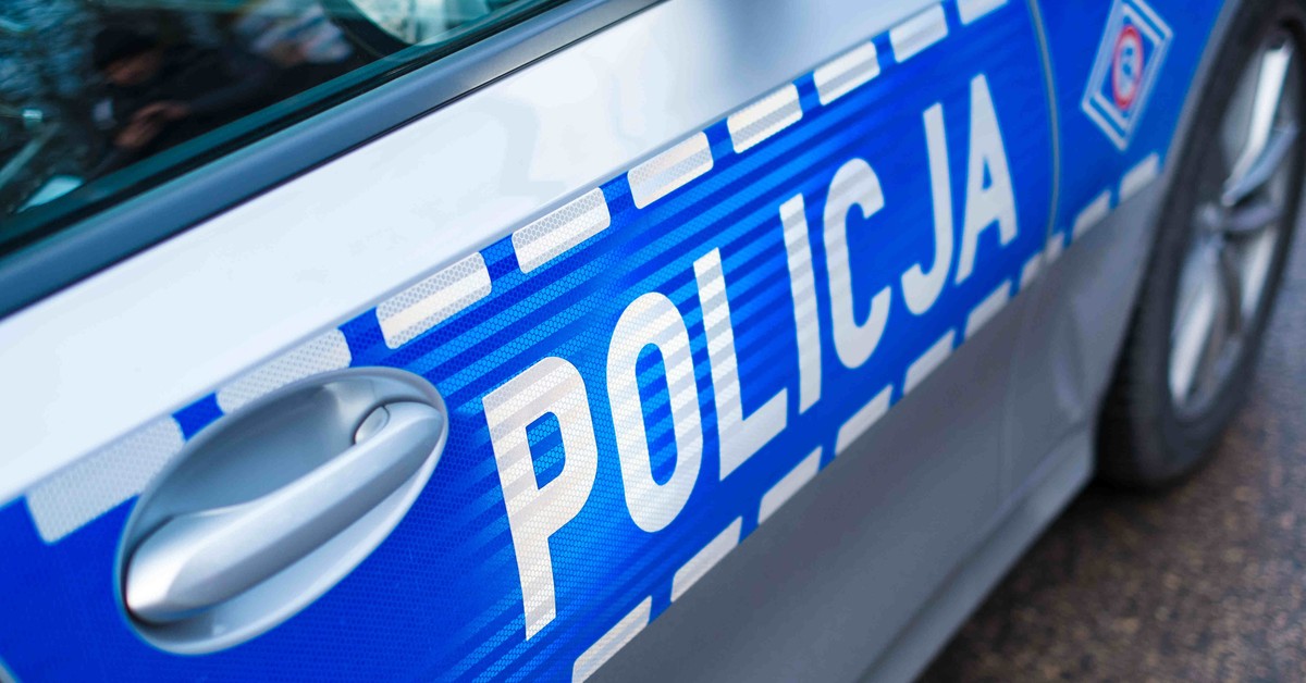 Alarm w Olkuszu: podejrzane paczki w urzędach zmusiły służby do natychmiastowej ewakuacji