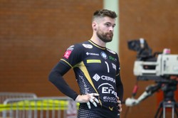 Dawid Dryja już po operacji. Siatkarza czeka długa rehabilitacja