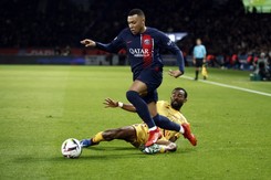 Mbappe uczcił urodziny dwoma golami. Moffi zaliczył 'wejście smoka' [WIDEO]