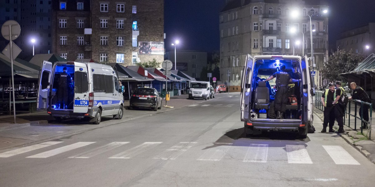 Akcja poszukiwania broni skradzionej poznańskiemu policjantowi