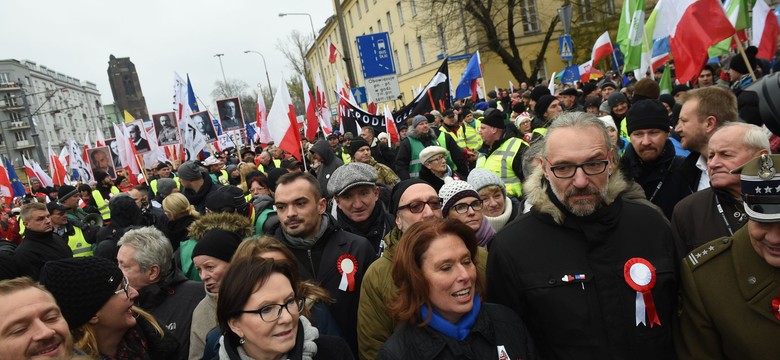 Marsze i manifestacje na ulicach Warszawy. Policja: Nie odnotowaliśmy poważnych incydentów