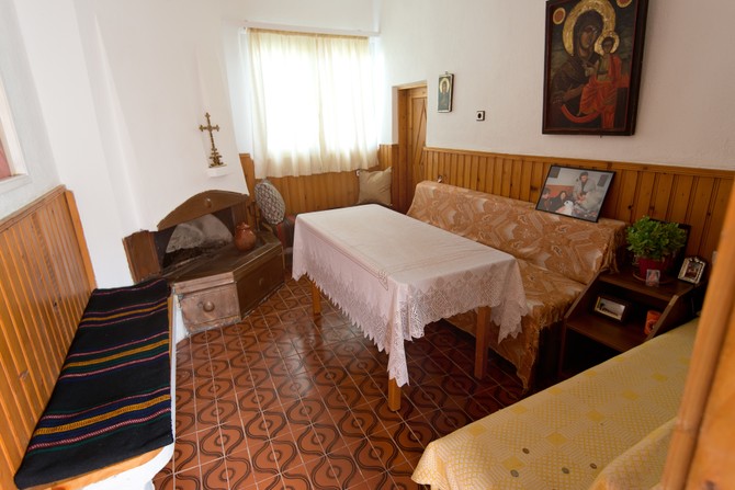 Baba Vangina kuća