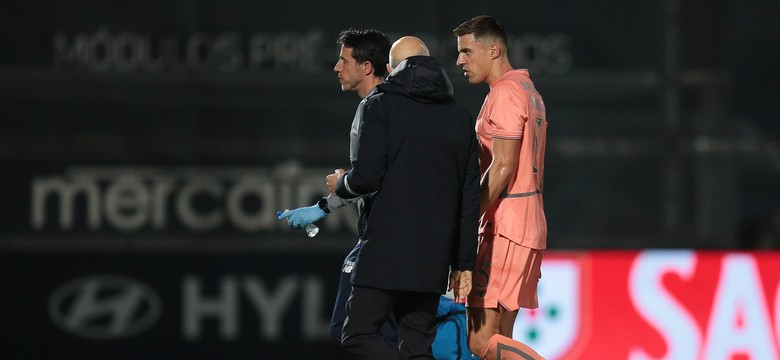 Ból głowy Urbana przed meczem z Holandią. Kadra bez Skorupskiego, Bednarka i Piątka