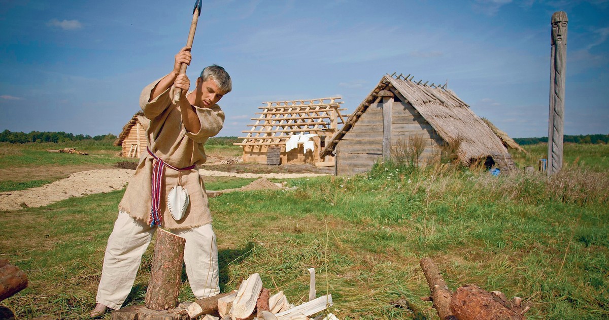 Wstydliwe karty historii Słowian. Wprowadzanie nowych wartości odbywało się "ogniem i mieczem"