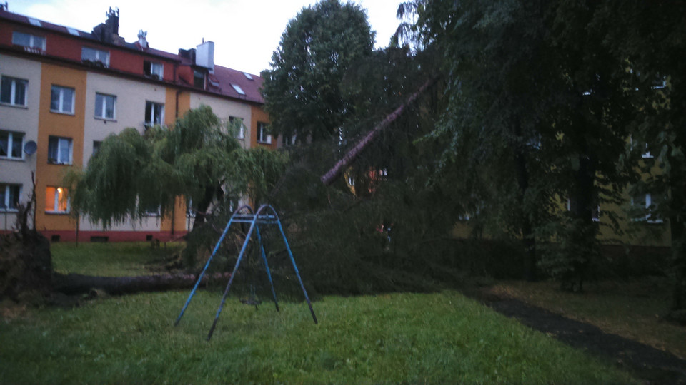 Tak wyglądają Czechowice-Dziedzice po nocnej burzy