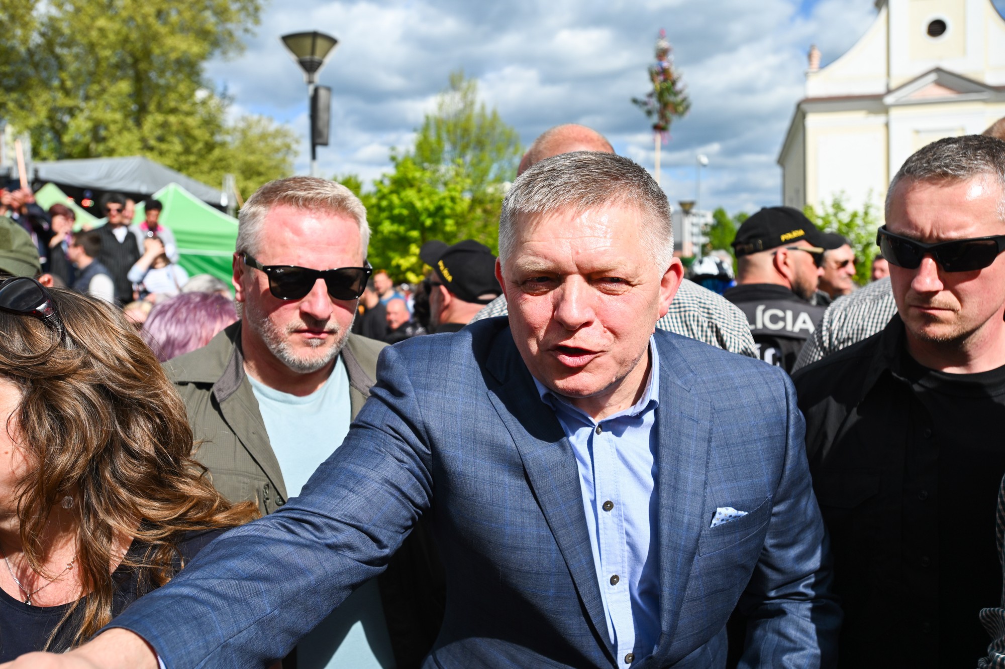Predseda strany SMER-SD Robert Fico počas celoslovenských osláv 1. mája v Bánovciach nad Bebravou. 