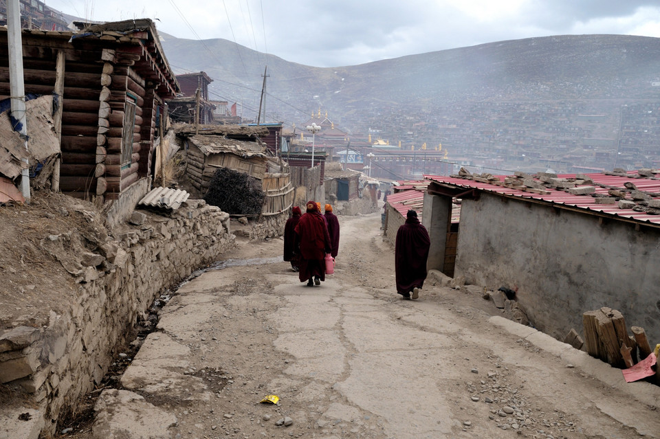 Serthar Buddhist Institute, Larung Gar