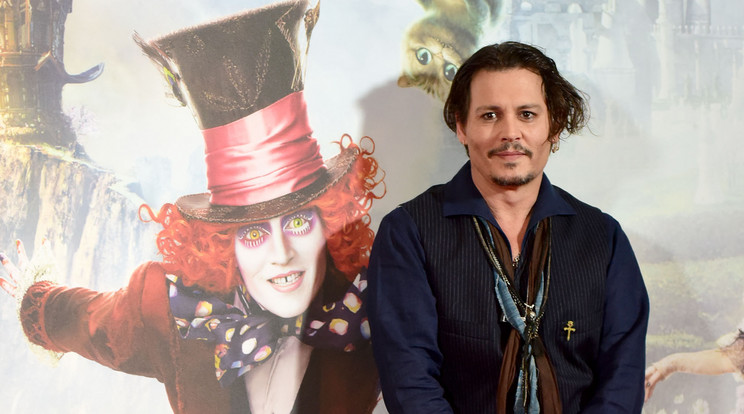 Johnny Depp játsza az Őrült Kalapost /Fotó: Northfoto