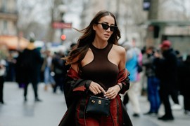 Ove KLASIČNE RAVNE CIPELE su NAJBOLJA INVESTICIJA ZA JESEN 2025: Lako se kombinuju, neopisivo su šik i s njima ste zaista MIRNI CELE SEZONE