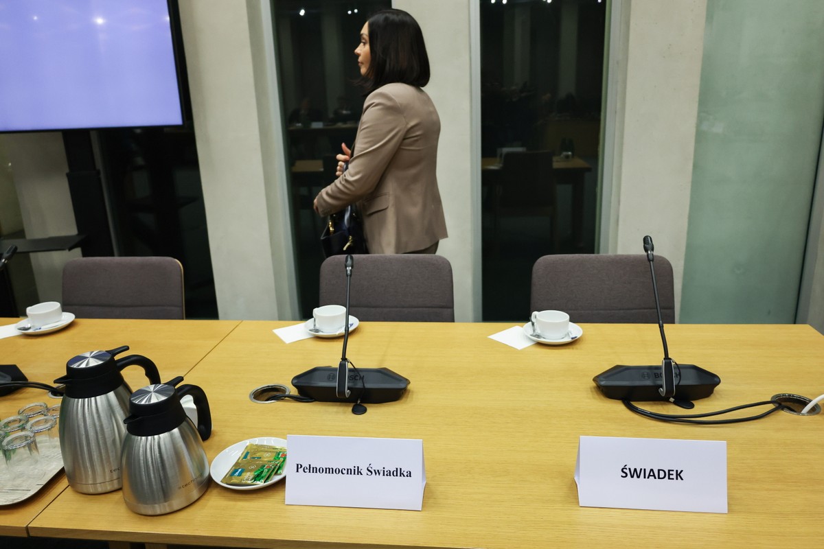 Warszawa, 04.03.2025. Posiedzenie sejmowej Komisji śledczej ds. inwigilacji systemem Pegasus w Sejmie w Warszawie, 4 bm. Wezwany w charakterze świadka Maciej Wąsik nie zjawił się na posiedzeniu. (ad) PAP/Albert Zawada