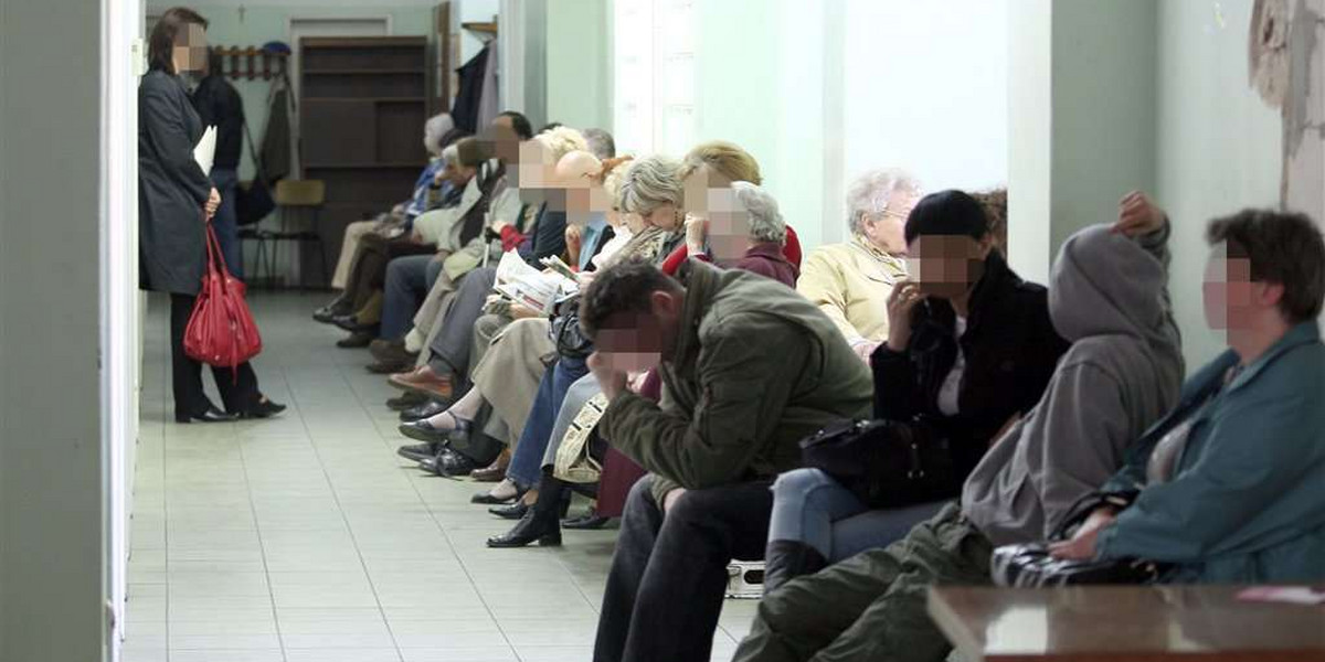 56 osób zmarło na grypę. Liczba zachorowań rośnie