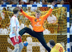 Polscy szczypiorniści przegrali z mistrzami świata. ZDJĘCIA