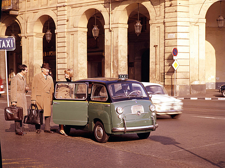 Historia Fiata 500 i 600 w fotografii (90 zdjęć)