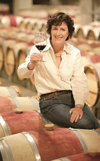 Geneviève Janssens, dyrektor ds. produkcji wina w Robert Mondavi Winery. Wielokrotnie nagradzana, m.in. orderem francuskiego ministra rolnictwa i tytułem Winemaker of the Year amerykańskiego pisma „Wine Enthusiast”