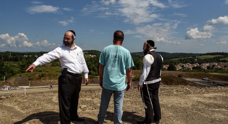 After Fighting Hasidic Housing, a Small Town Faces a Backlash