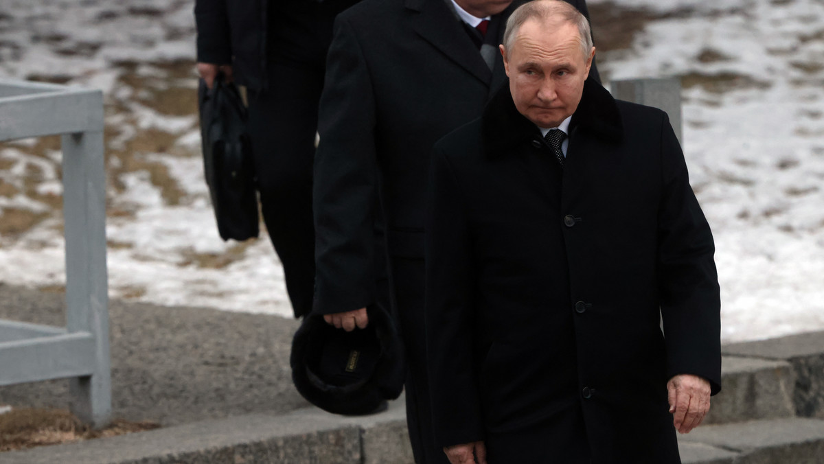 Władimir Putin obawia się zdrady i panikuje. "Ma się czego bać"