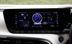 Nowa Toyota Mirai ujawniona. Tańsza, ładniejsza, lepiej jeździ i... oczyszcza powietrze